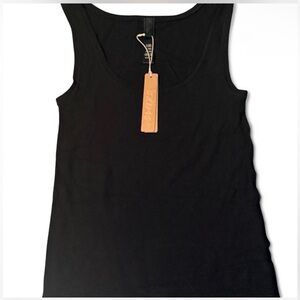 SKIMS Soft Lounge Tank- NWT!
